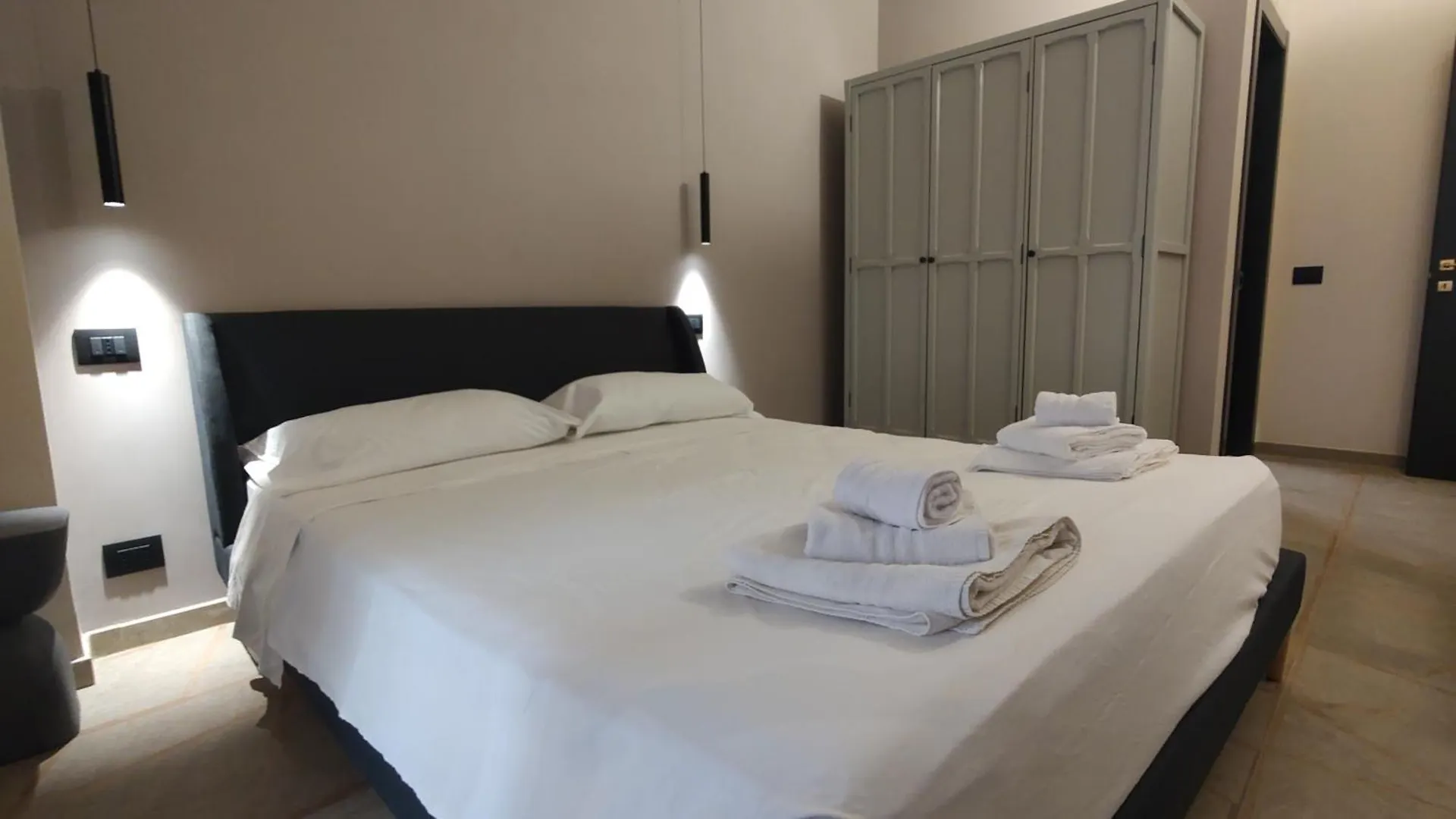 Auri Apartment Rome Italy