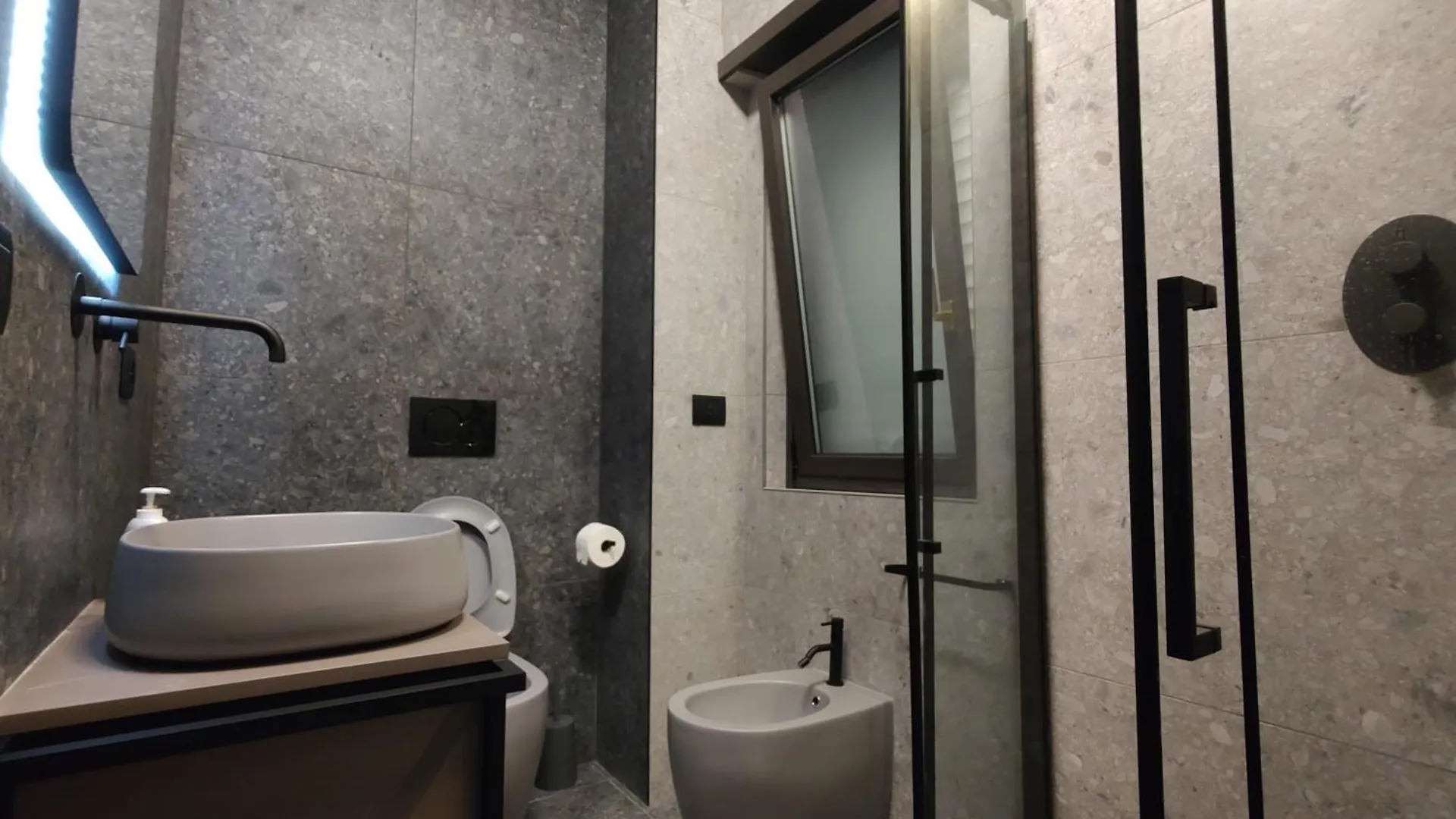 Auri Apartment Rome